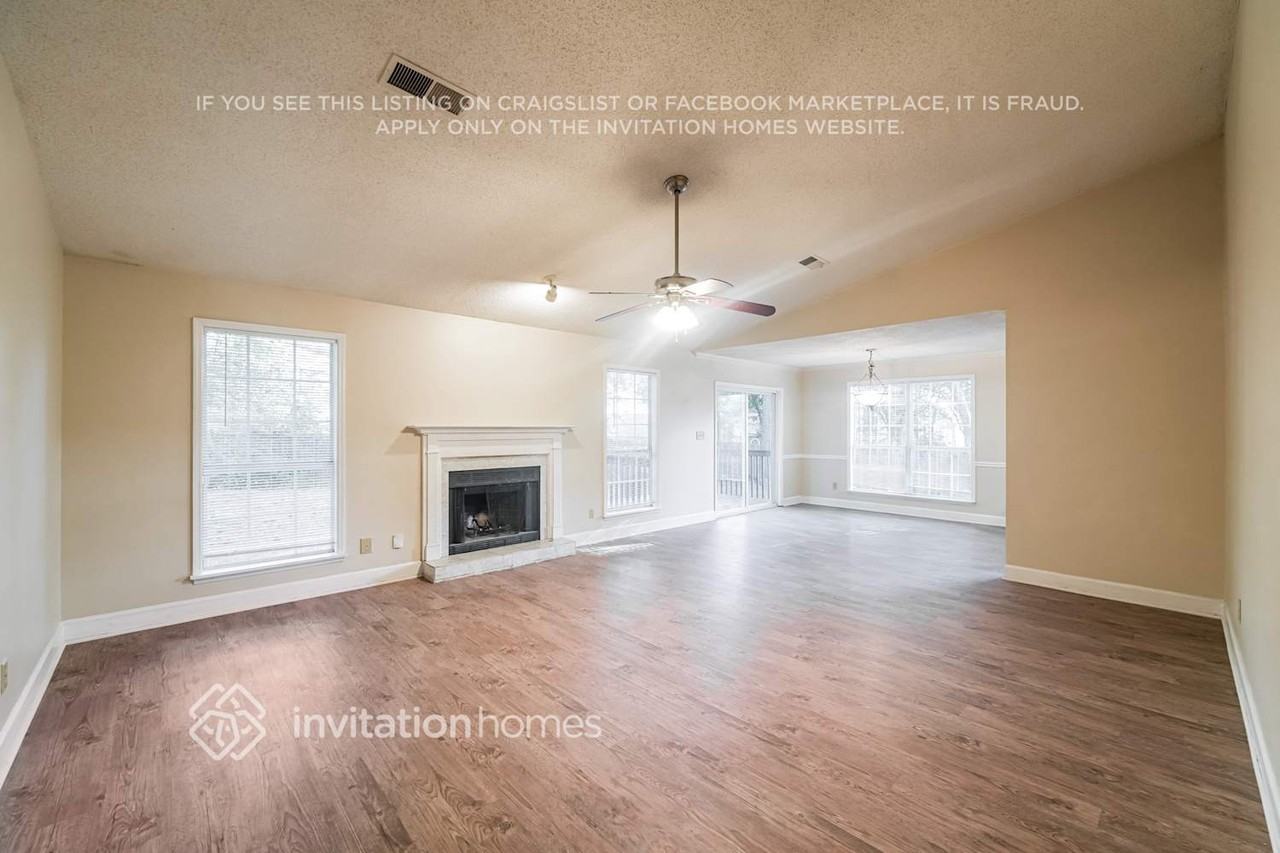 7855 Dogwood Way - Photo 4 of 17