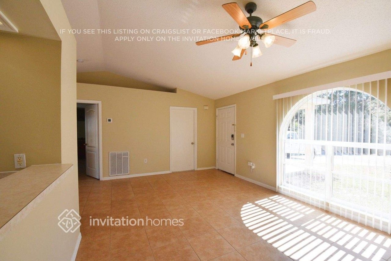 1219 Waterway St Sw - Photo 2 of 13