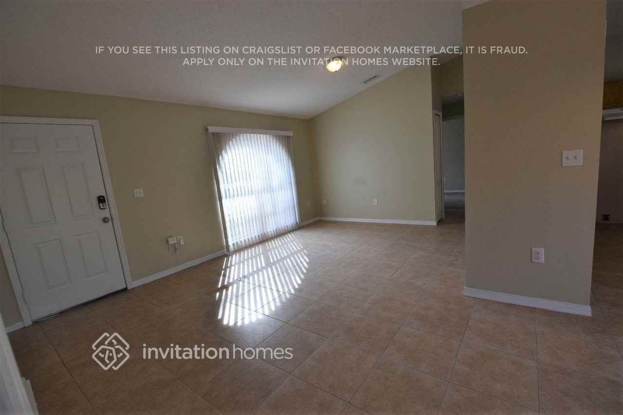 1219 Waterway St Sw - Photo 3 of 13