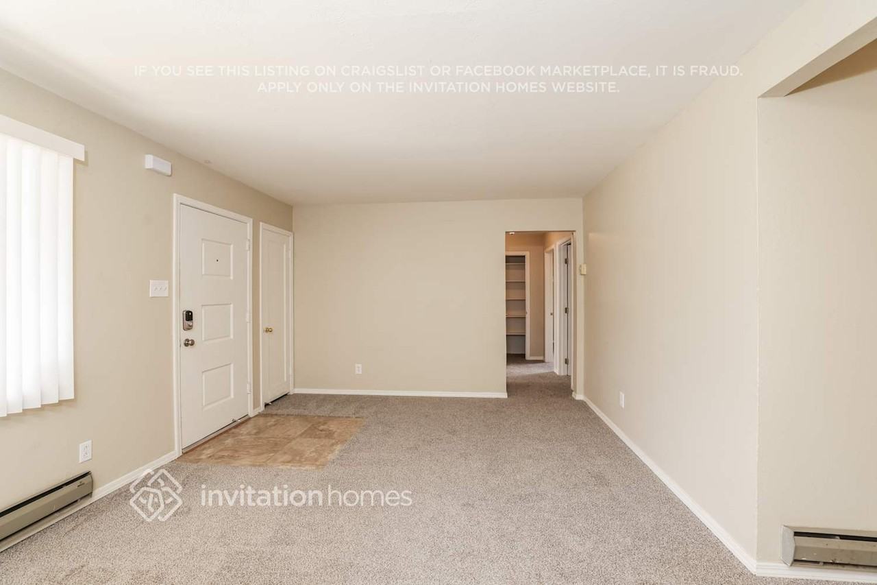209 Bart Ave - Photo 4 of 17