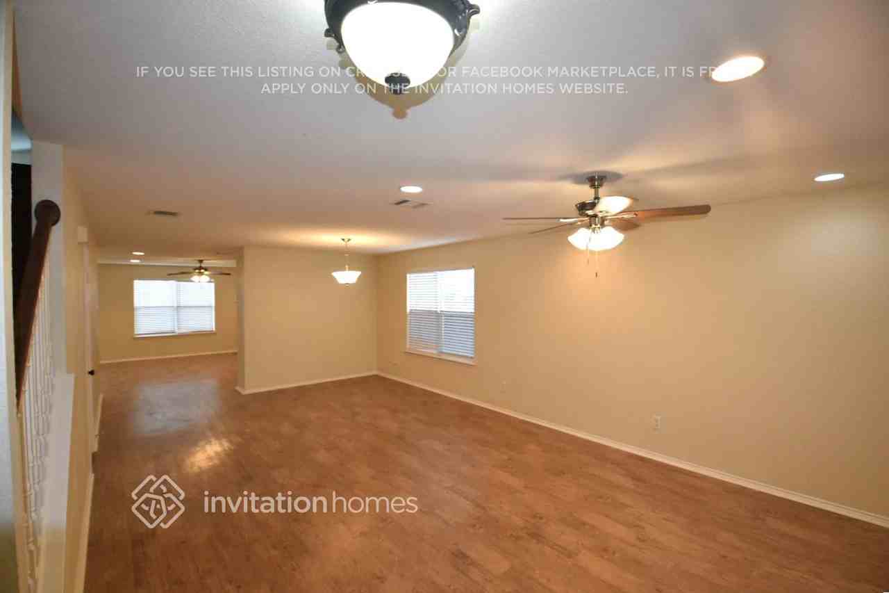 9944 Osprey Dr - Photo 4 of 21