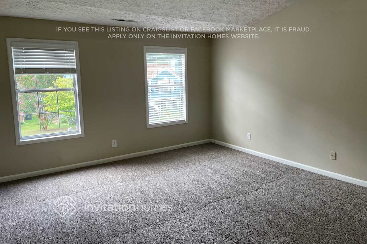 4518 Legend Hollow Ln - Photo 6 of 11