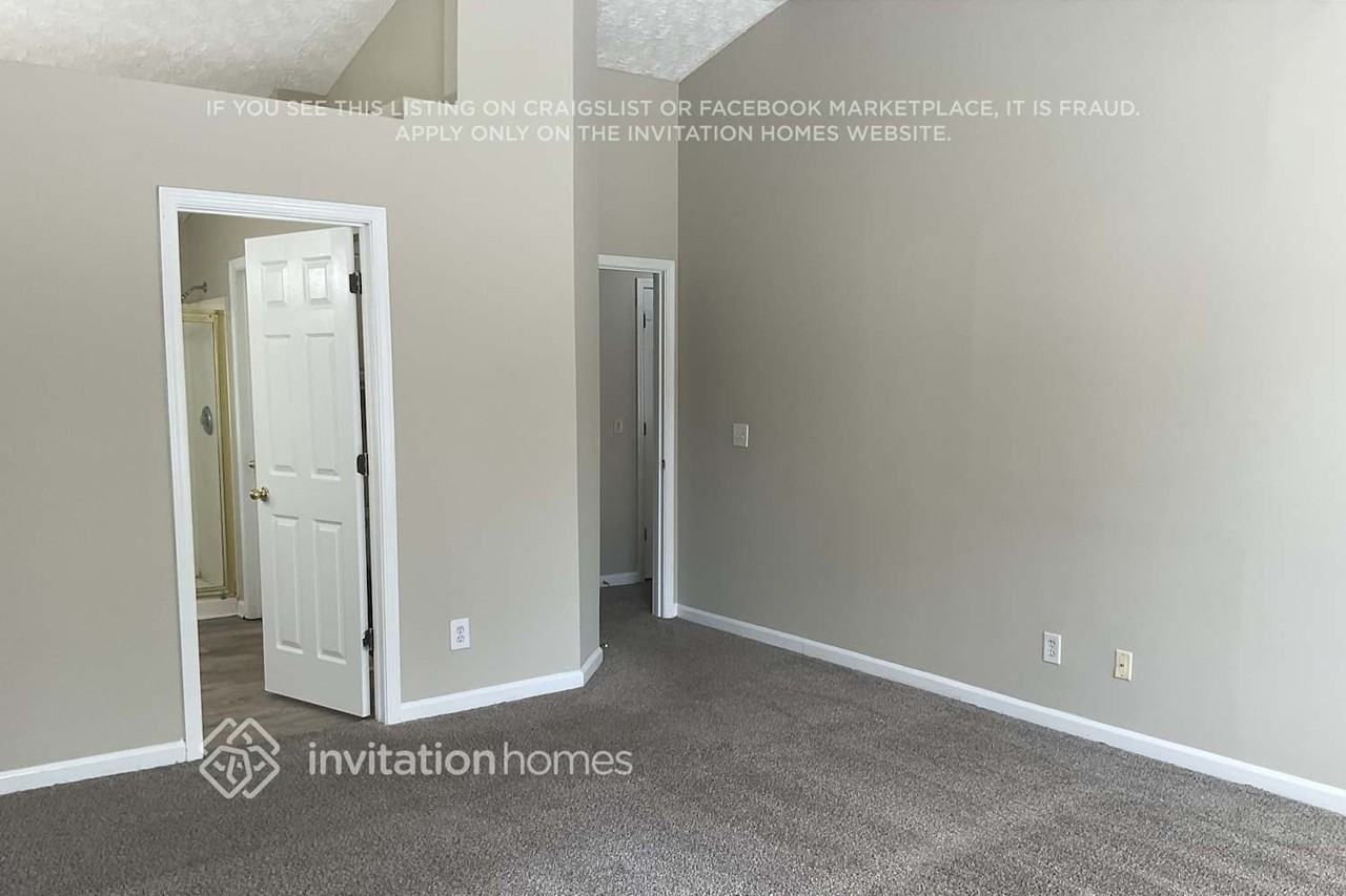 4518 Legend Hollow Ln - Photo 7 of 11