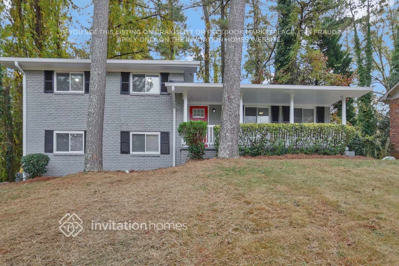 2631 Cavalier Dr - Photo 2 of 27