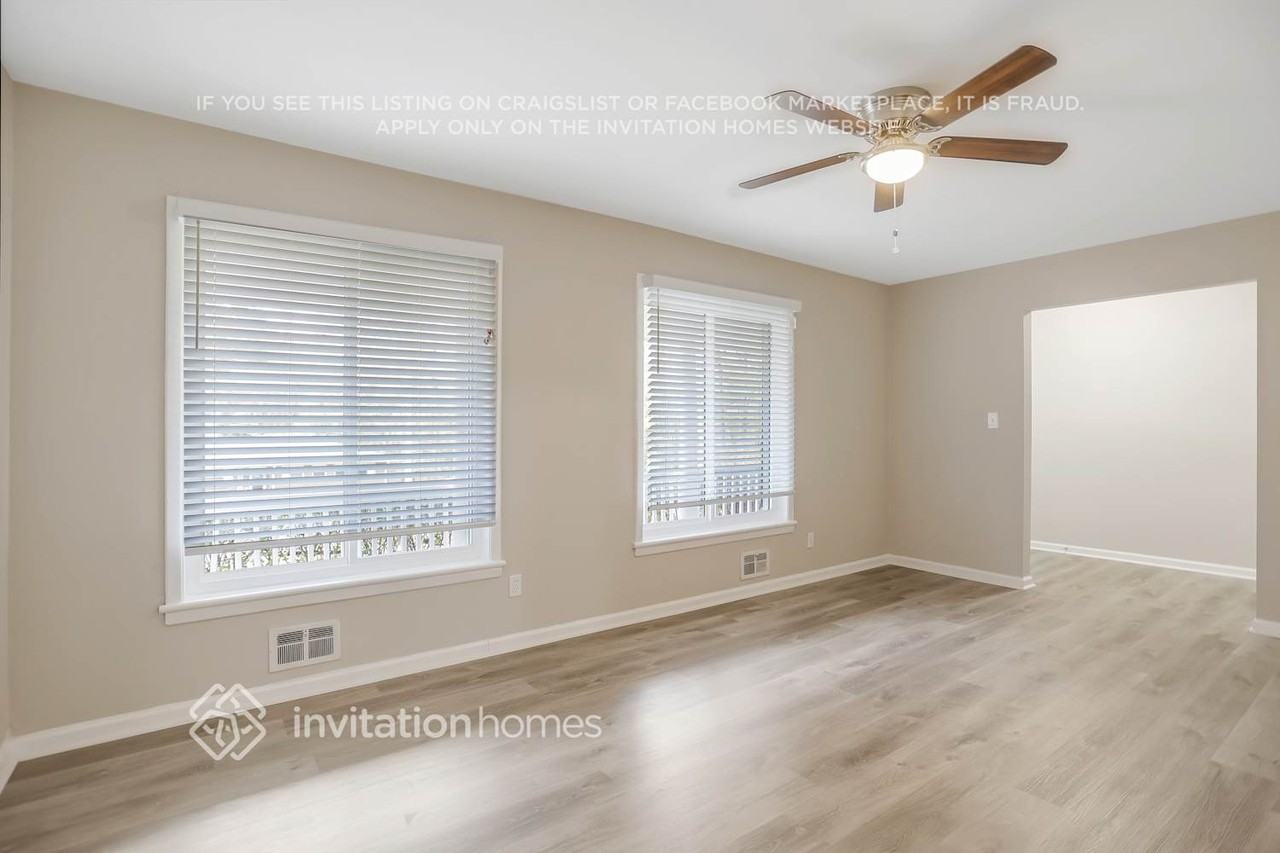 2631 Cavalier Dr - Photo 5 of 27