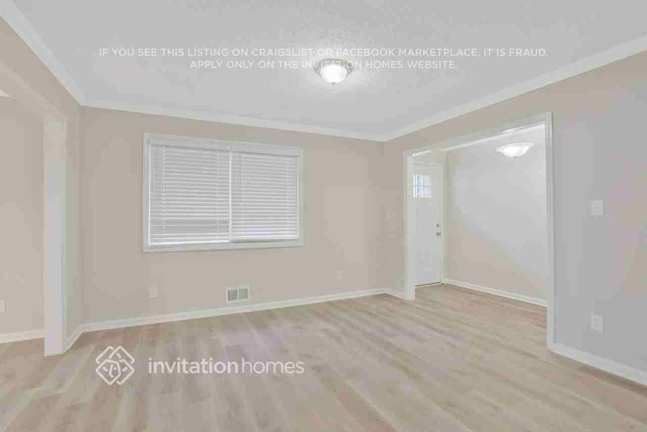 3269 Moravia Dr - Photo 5 of 25
