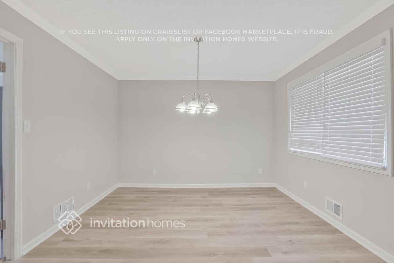 3269 Moravia Dr - Photo 6 of 25