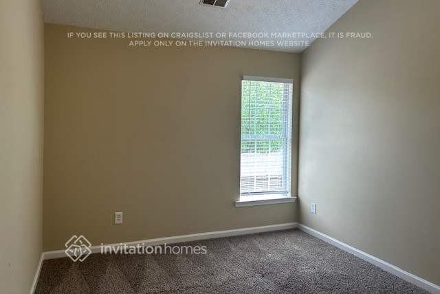9586 Lakeview Cir - Photo 4 of 6