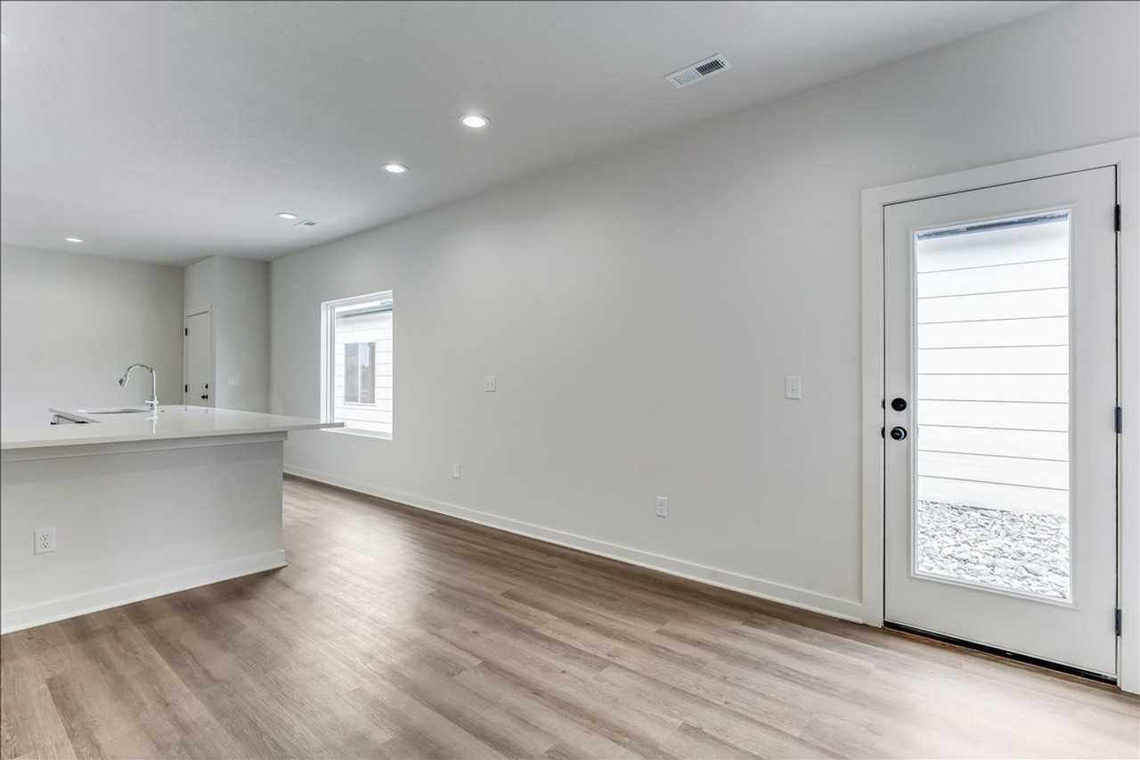 5049 S Vassar Ct - Photo 5 of 19
