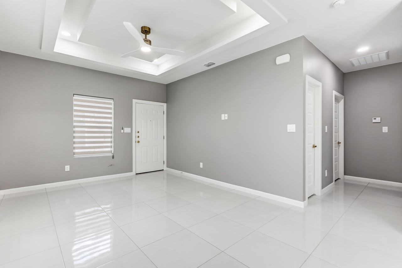 1802 W Violet Dr #2 - Photo 2 of 45