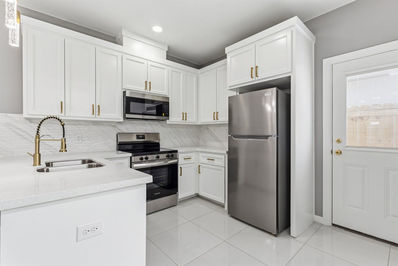 1802 W Violet Dr #2 - Photo 6 of 45