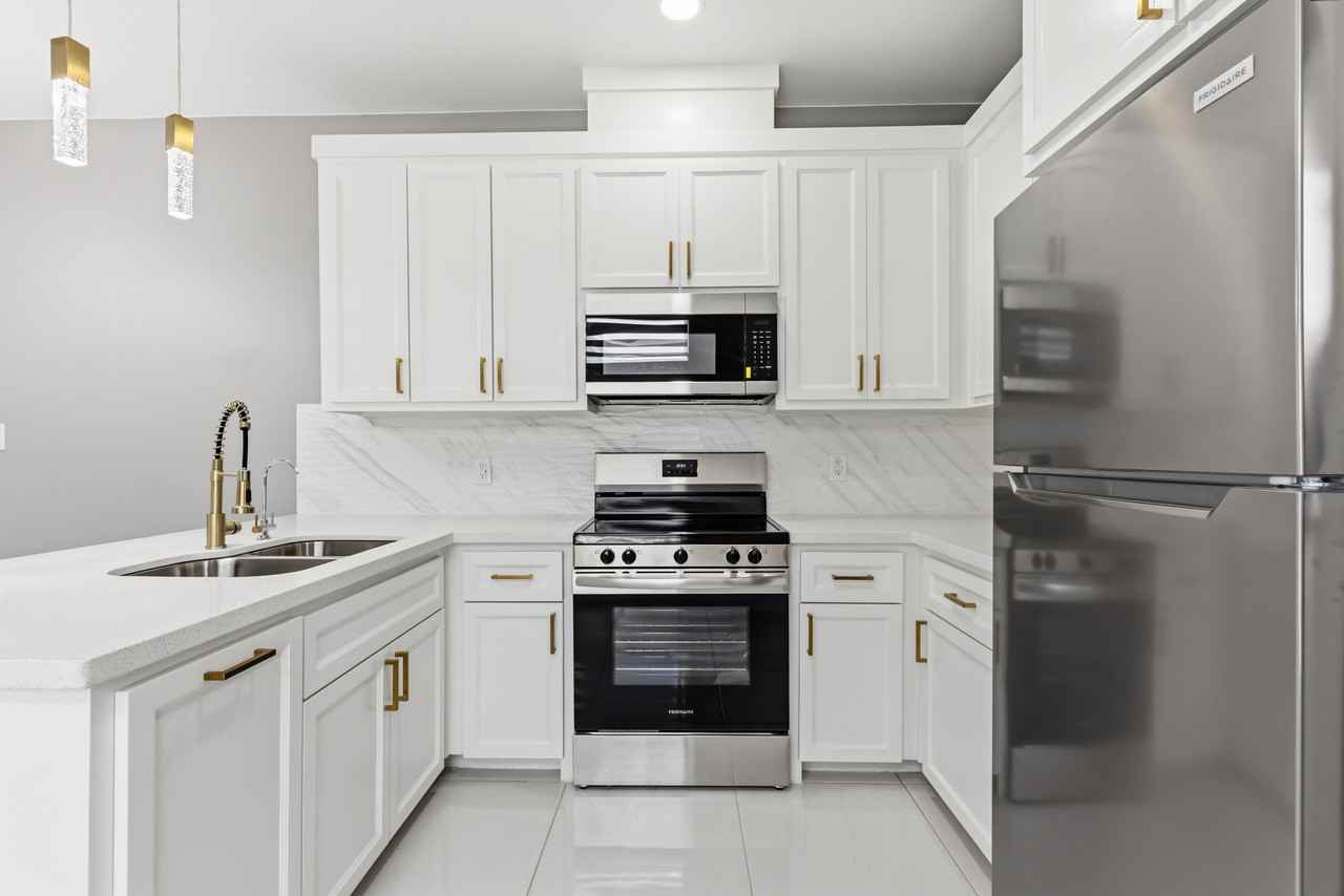 1802 W Violet Dr #2 - Photo 7 of 45