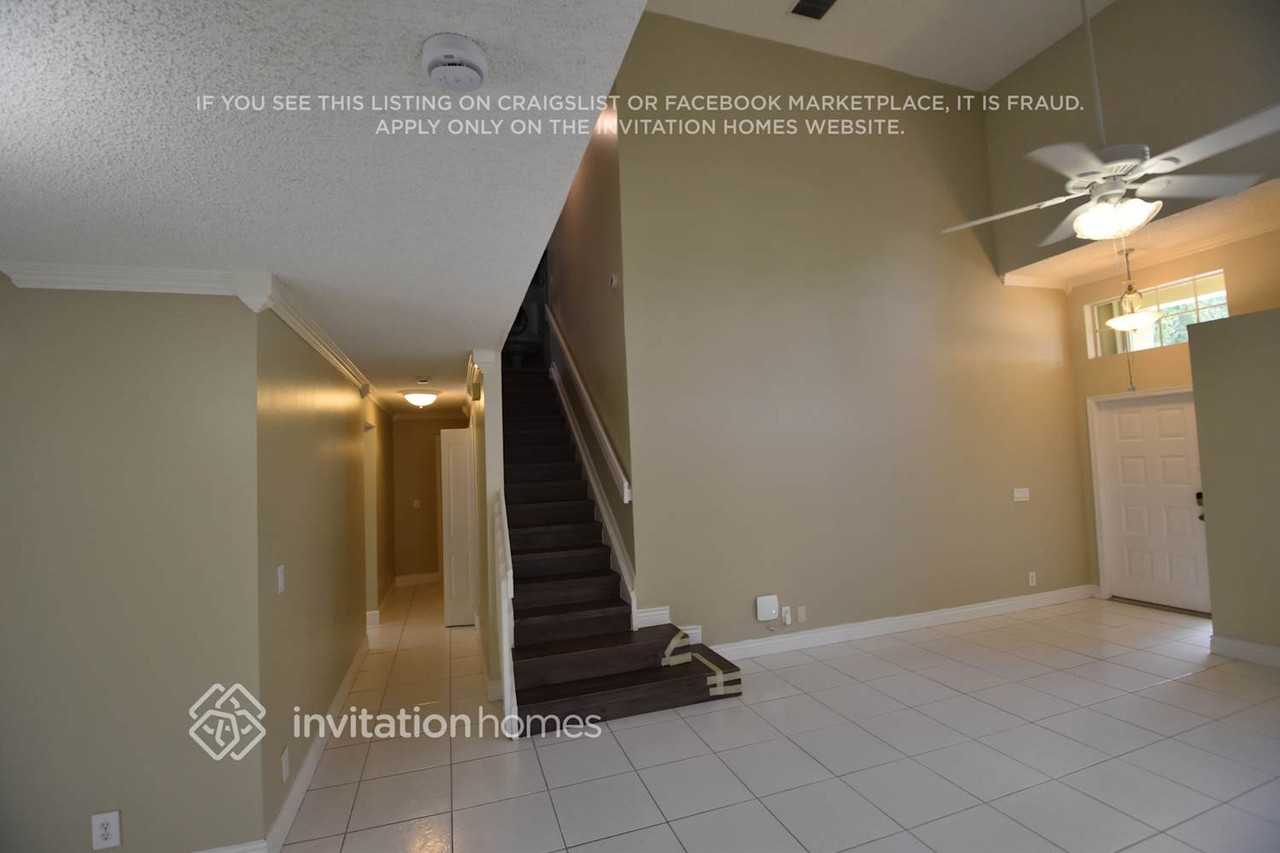 9576 Nw 8th Cir - Photo 2 of 13