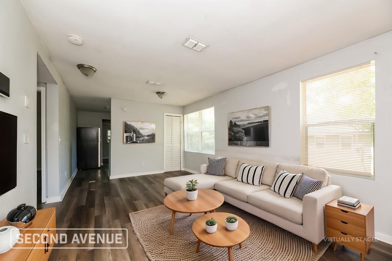 1162 W 26th St - Photo 2 of 16