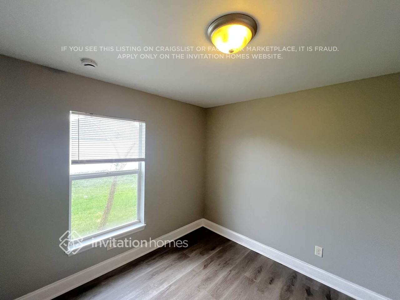 1835 Sw Dalmatian Ave - Photo 5 of 12