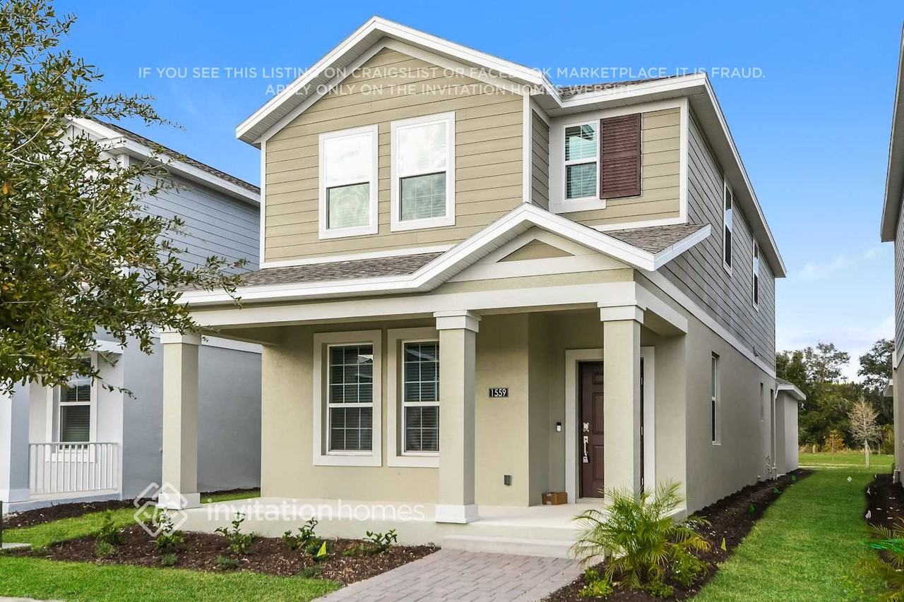 1559 Cross Prairie Pkwy - Photo 2 of 21