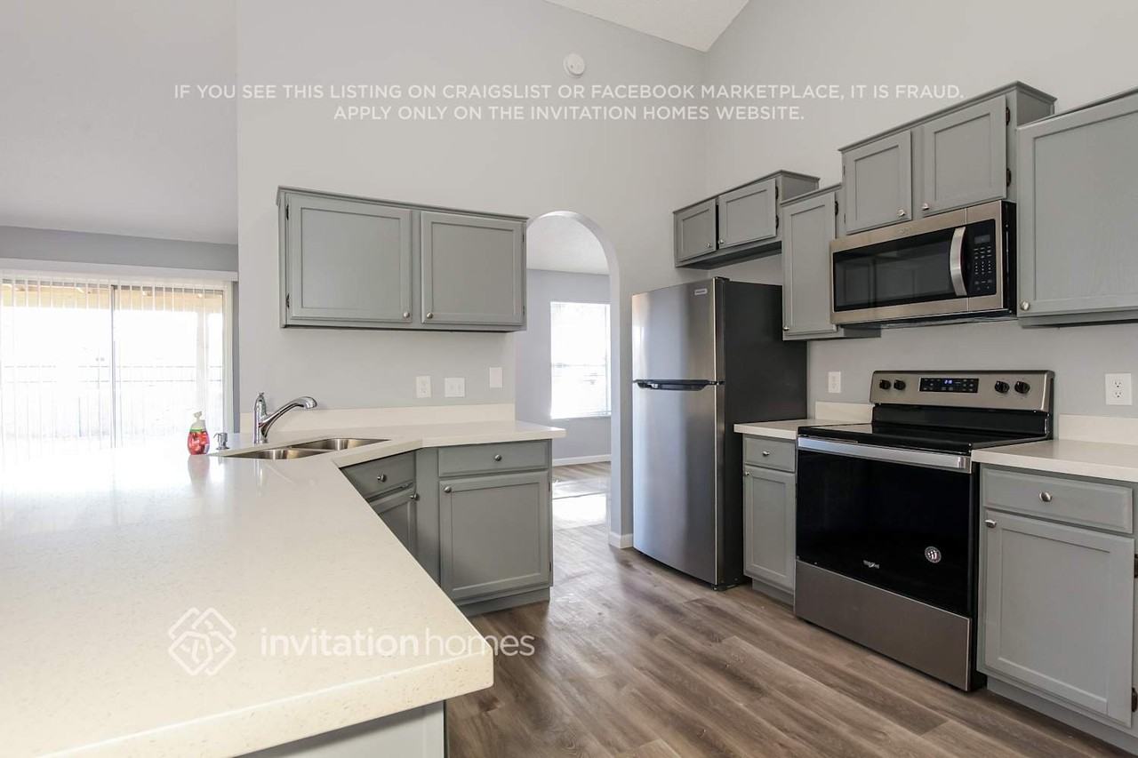 4501 N 106th Dr - Photo 7 of 16