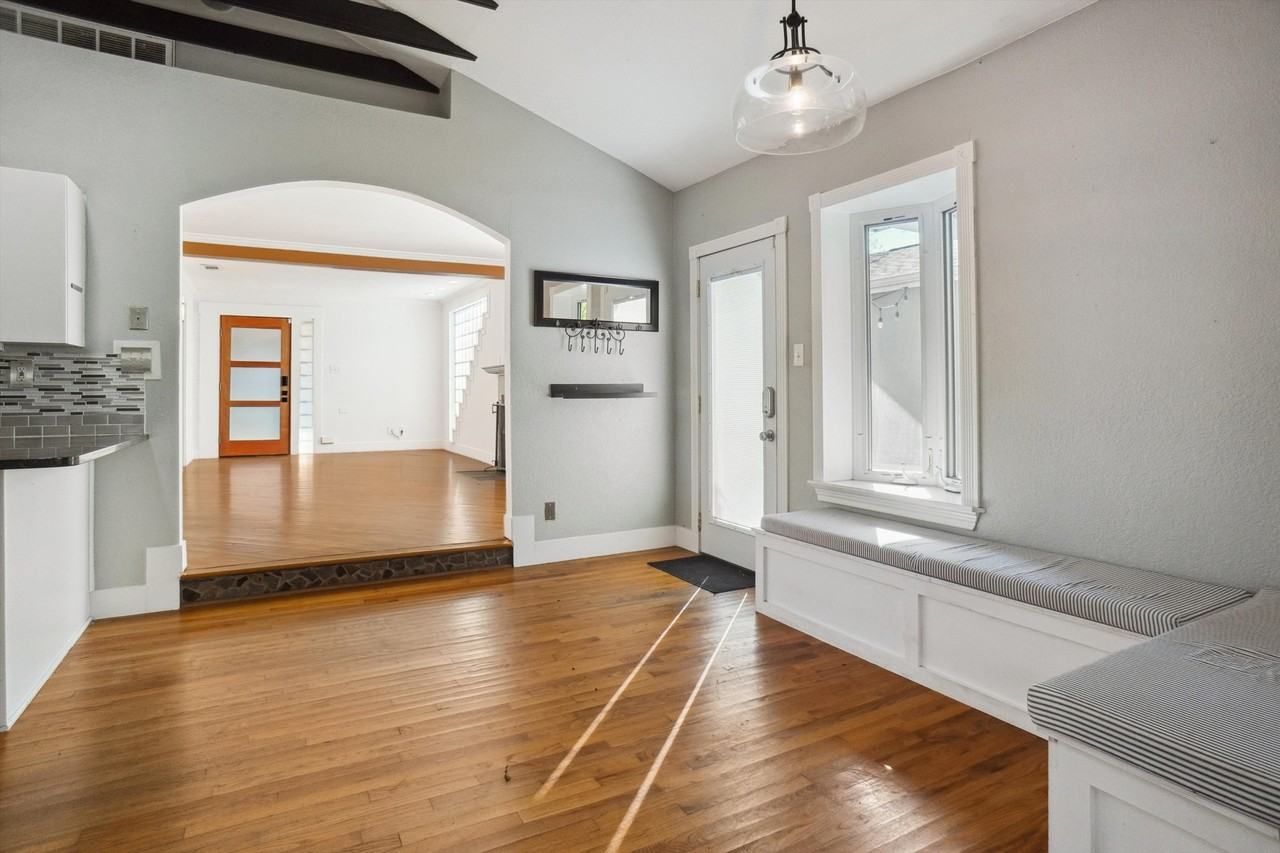 2513 Murphy Dr #1 - Photo 4 of 40