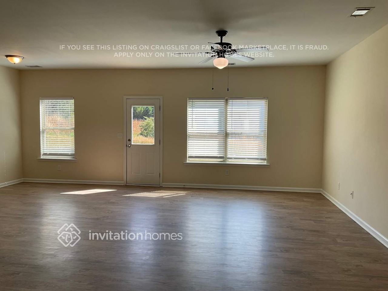 410 Village Broad St - Photo 4 of 13