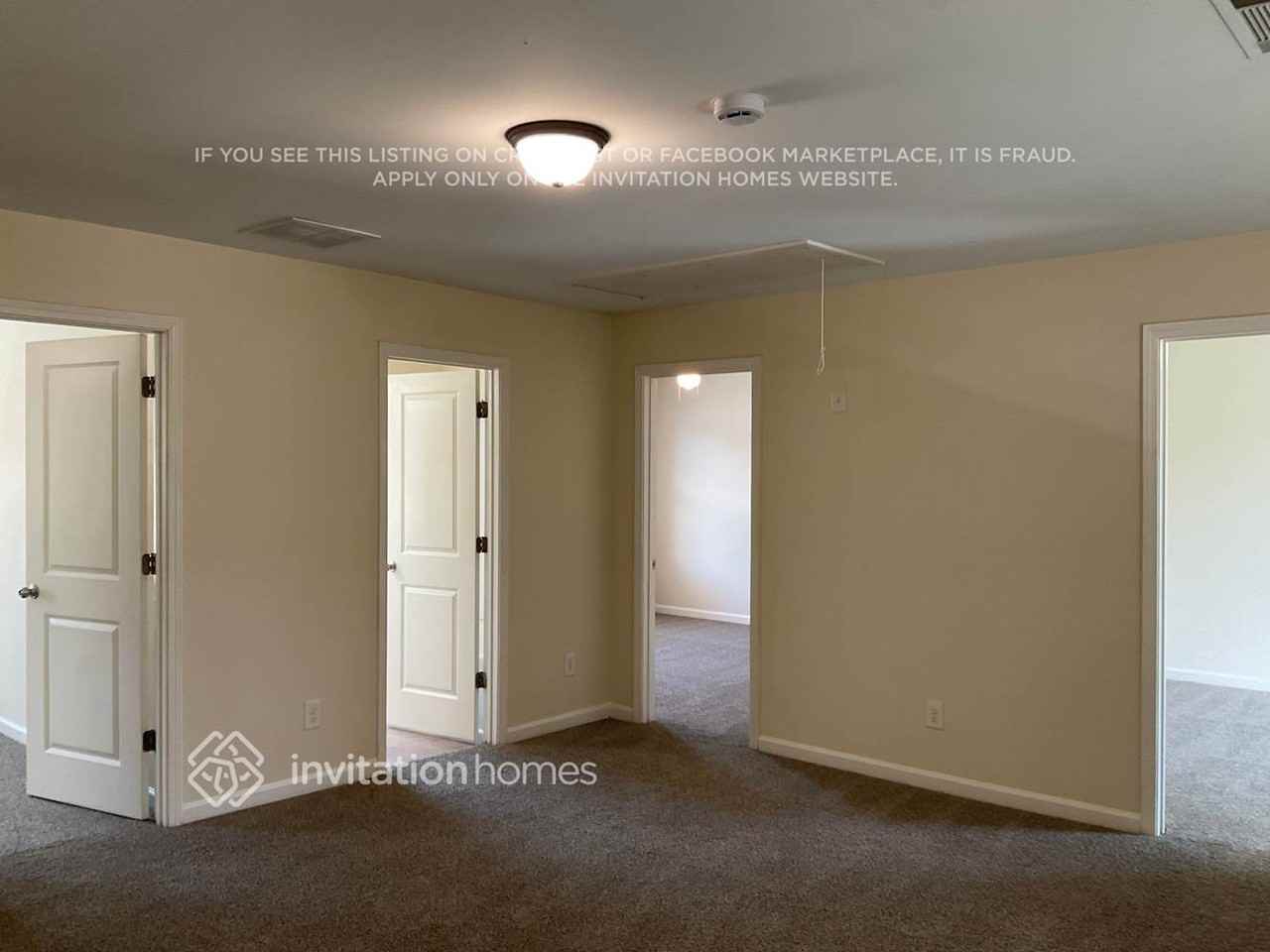 410 Village Broad St - Photo 5 of 13