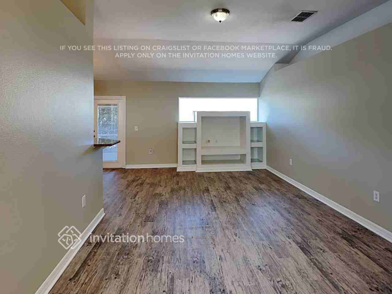 1904 Ashley Oaks Ct - Photo 3 of 17