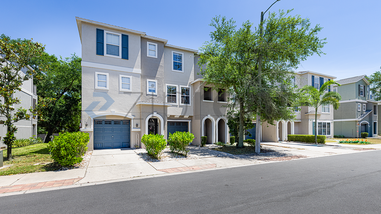 522 Wheaton Trent Pl - Photo 2 of 23