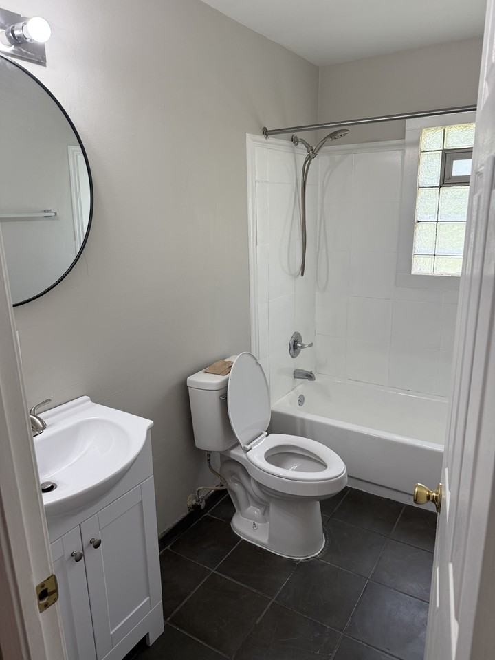 8909 Brandywyne Dr #1 - Photo 5 of 5