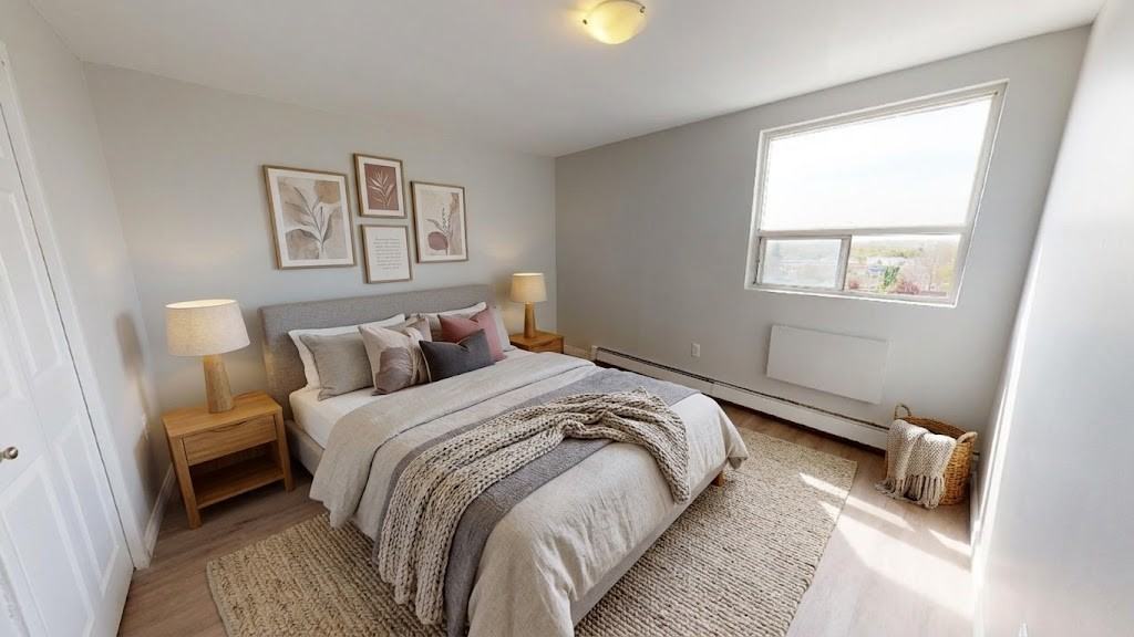 Dundas Apartments - Photo 3 of 34