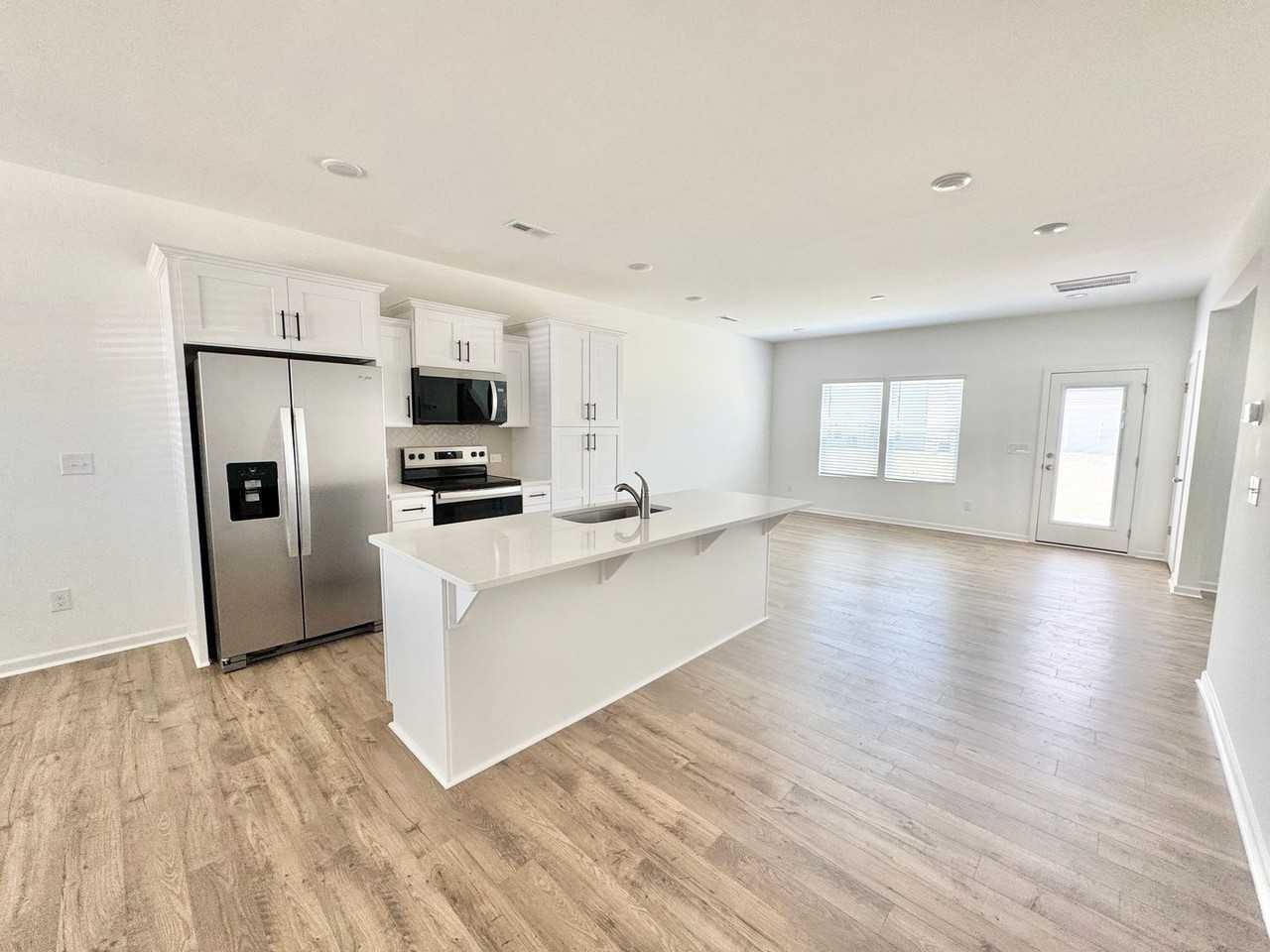 165 Ocelot Ln - Photo 2 of 13