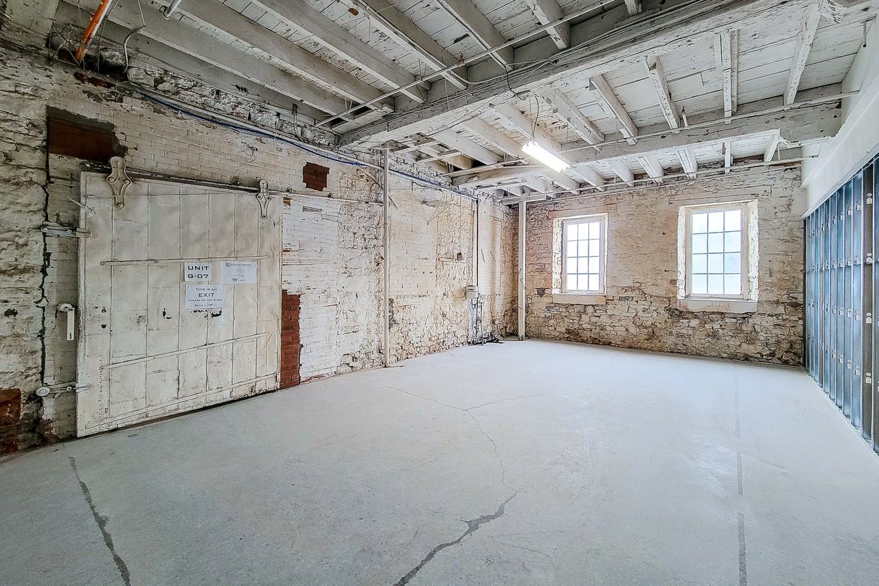 64 204-64 Hatt Street #204 - Photo 3 of 6