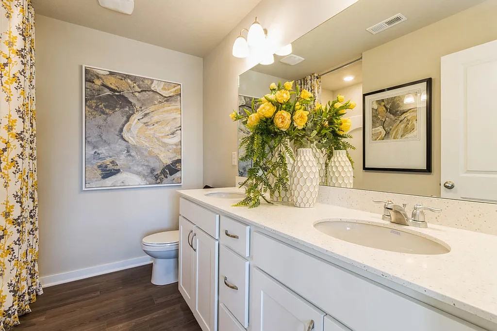 878 Ne Traverse Dr #0 - Photo 7 of 8