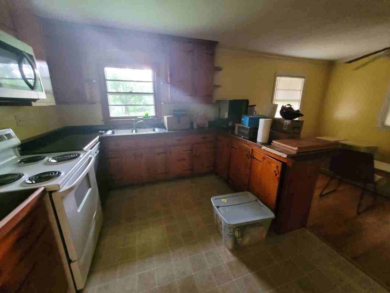 410 S Greensboro St - Photo 6 of 18