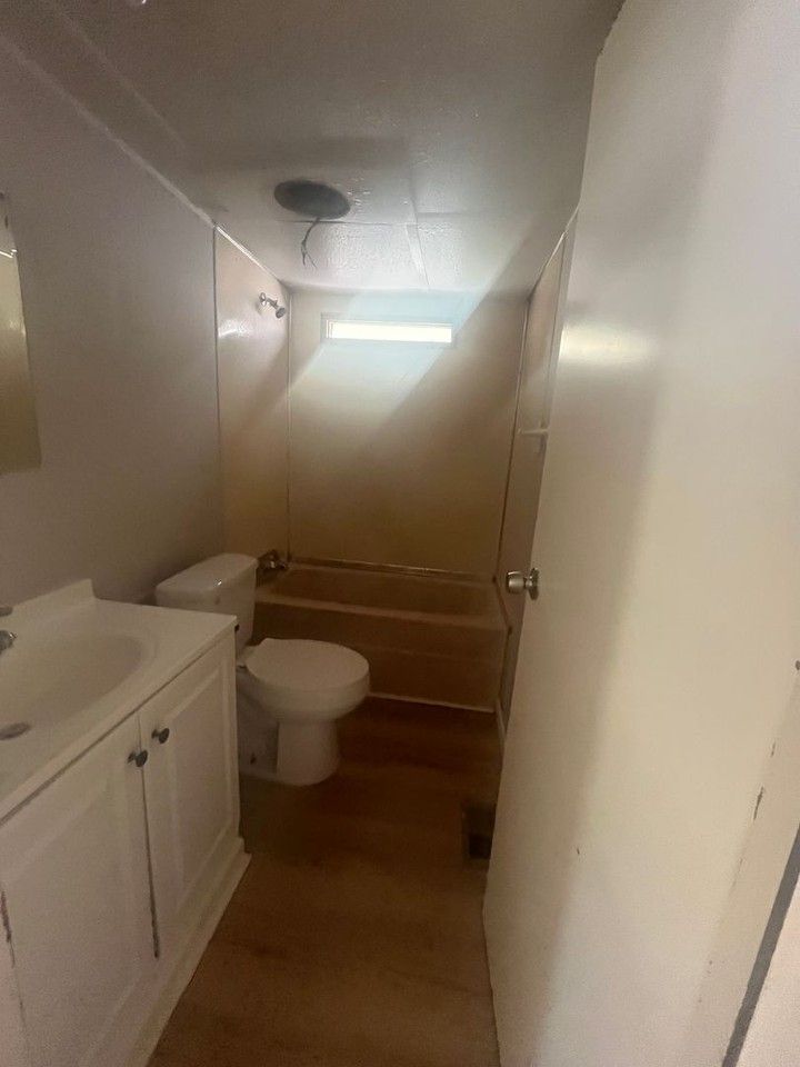 1705 Leonard Dr - Photo 5 of 11