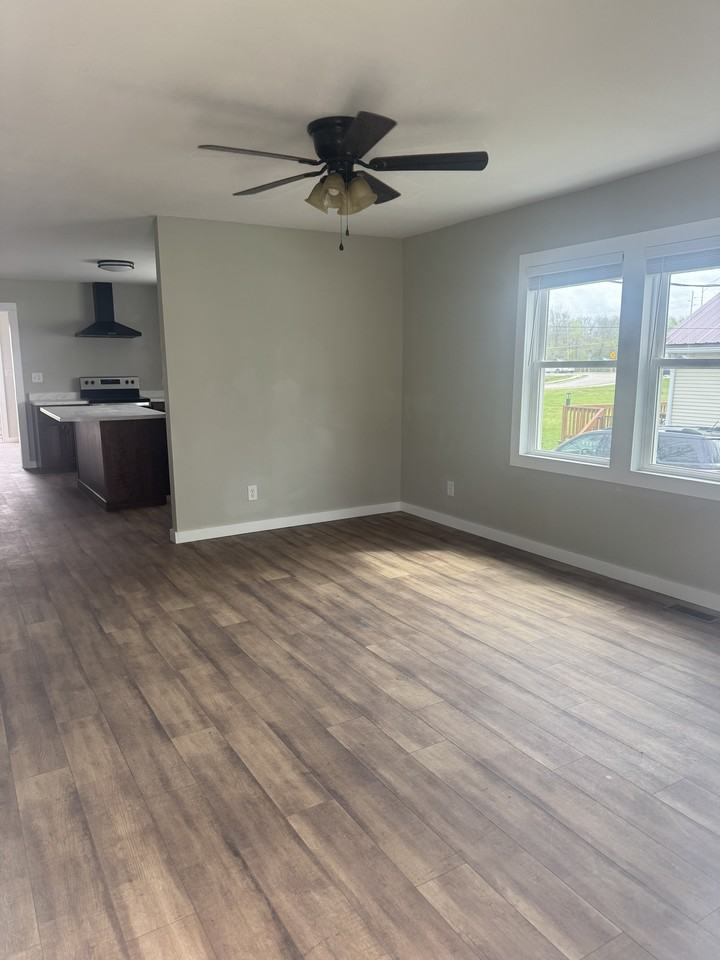 114 S Elm St #1 - Photo 4 of 14