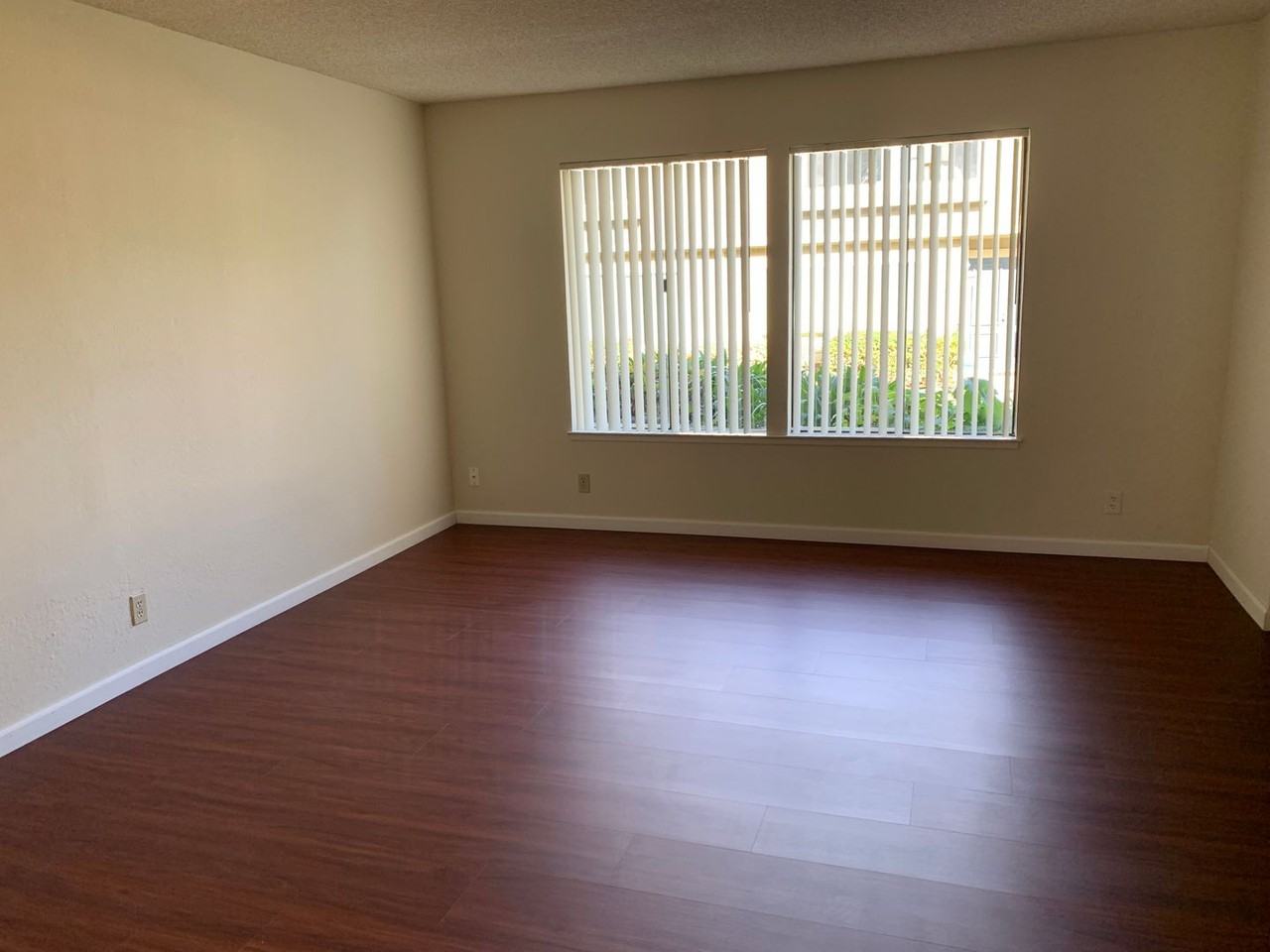 1311 Arbor Park Dr - Photo 3 of 10