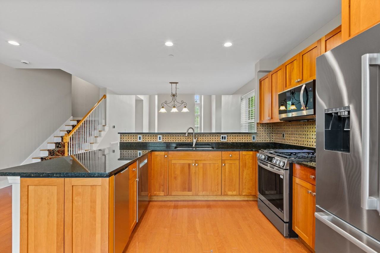 2 Powder Mill Sq #1 - Photo 6 of 25