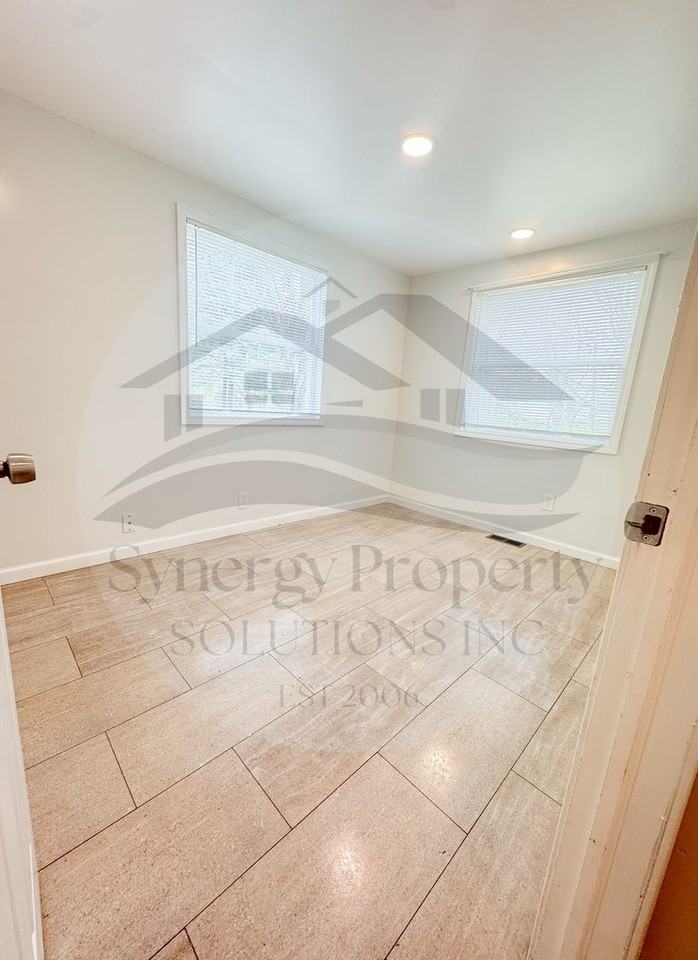 3316 Addeline Dr - Photo 2 of 13