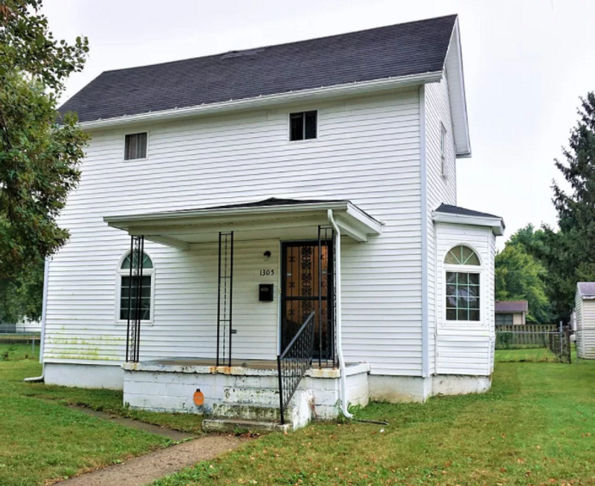 1305 W Eads St - Photo 3 of 3