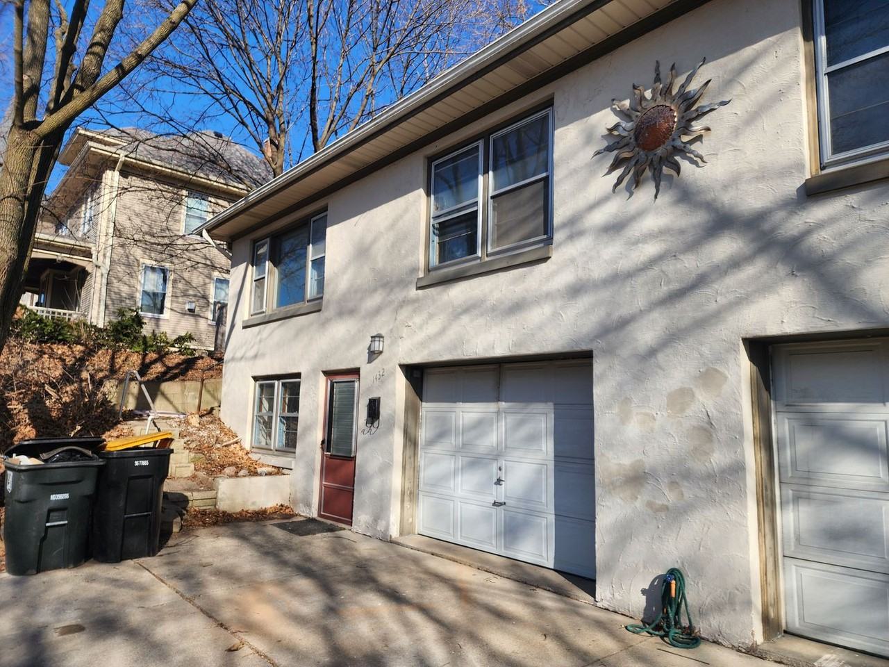 1432 N 70th St - Photo 2 of 33