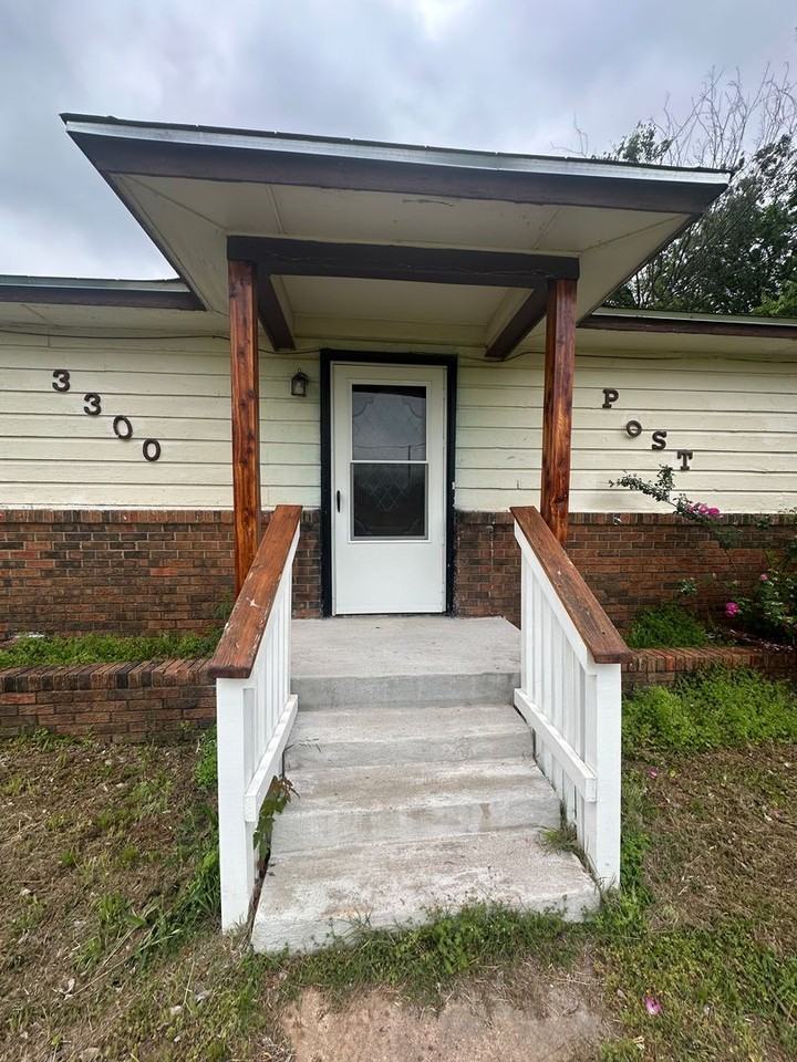 3300 S Post Rd - Photo 3 of 46