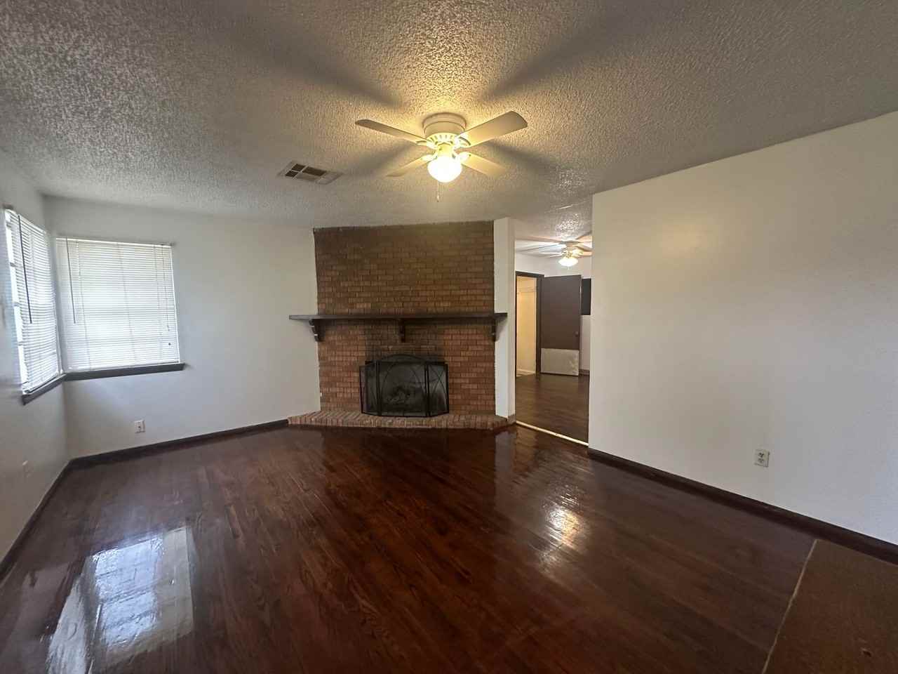 3300 S Post Rd - Photo 6 of 46