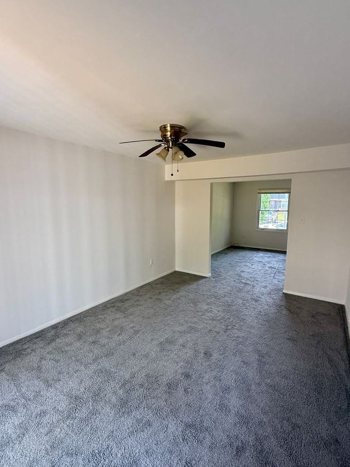 1732 Farmington Ct - Photo 7 of 16