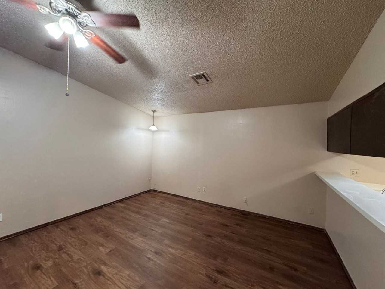 8217 S Klein Ave - Photo 6 of 13