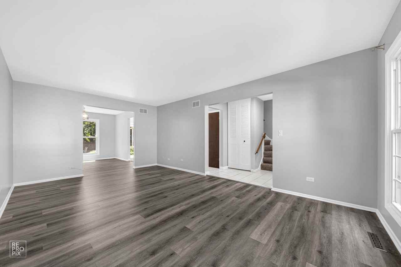 855 Garfield Ave - Photo 2 of 13
