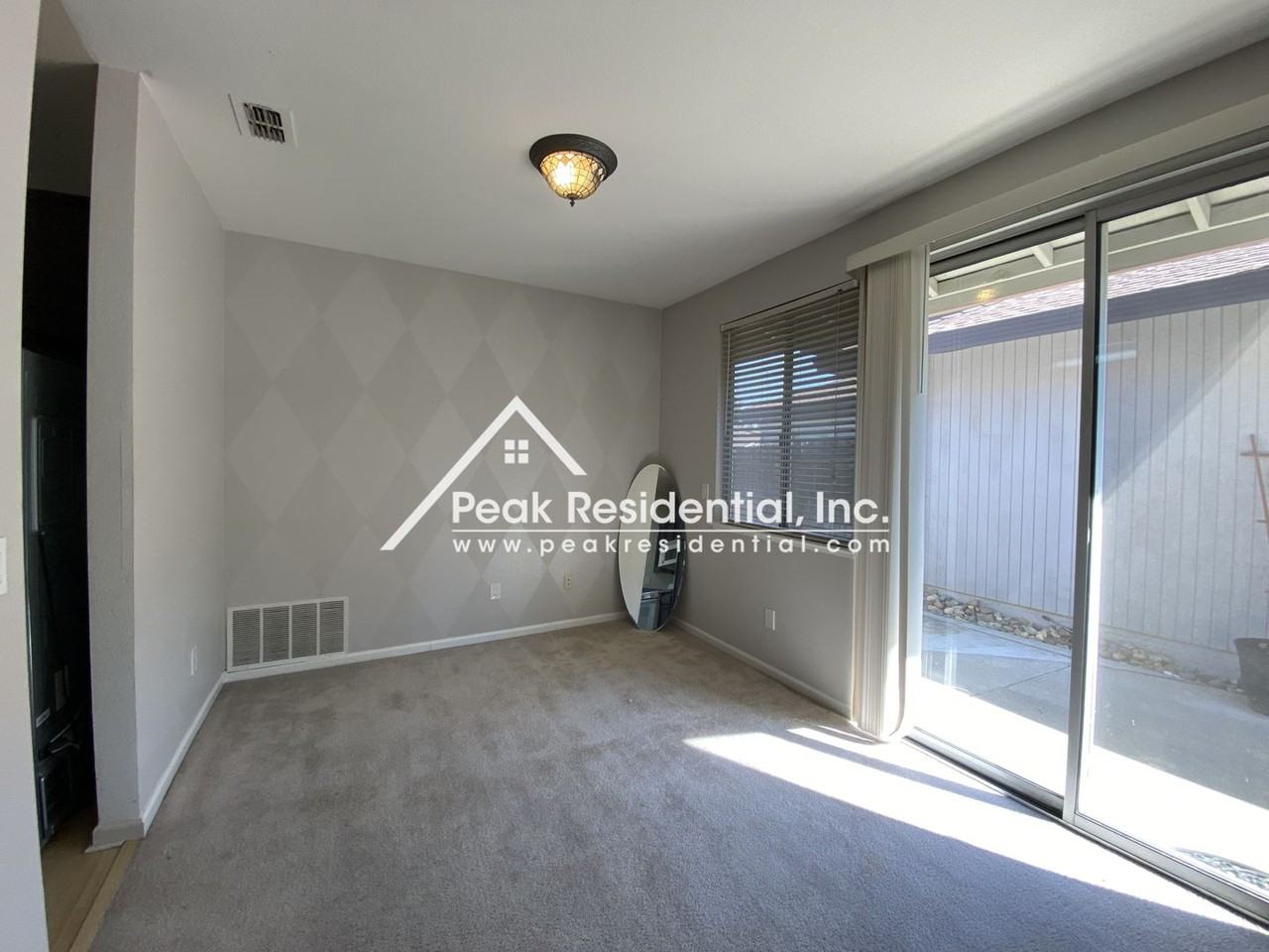 5322 Jade Creek Way - Photo 7 of 23