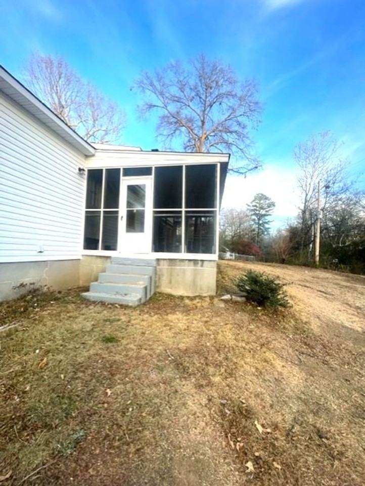 3021 Dumbarton Rd - Photo 4 of 30