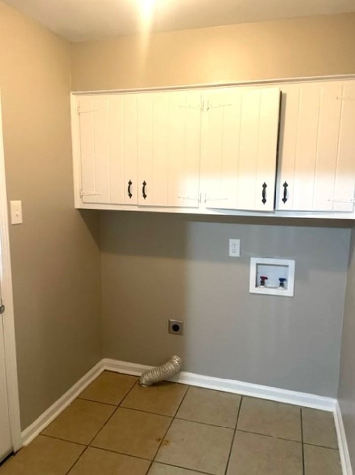 3021 Dumbarton Rd - Photo 7 of 30