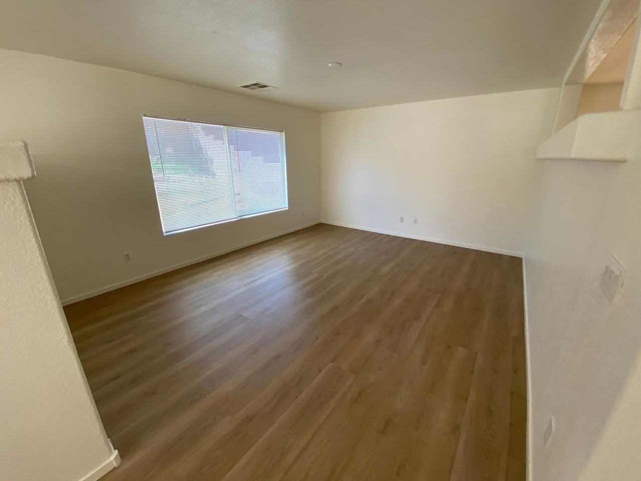 7659 Distant Mirage Ct - Photo 4 of 17
