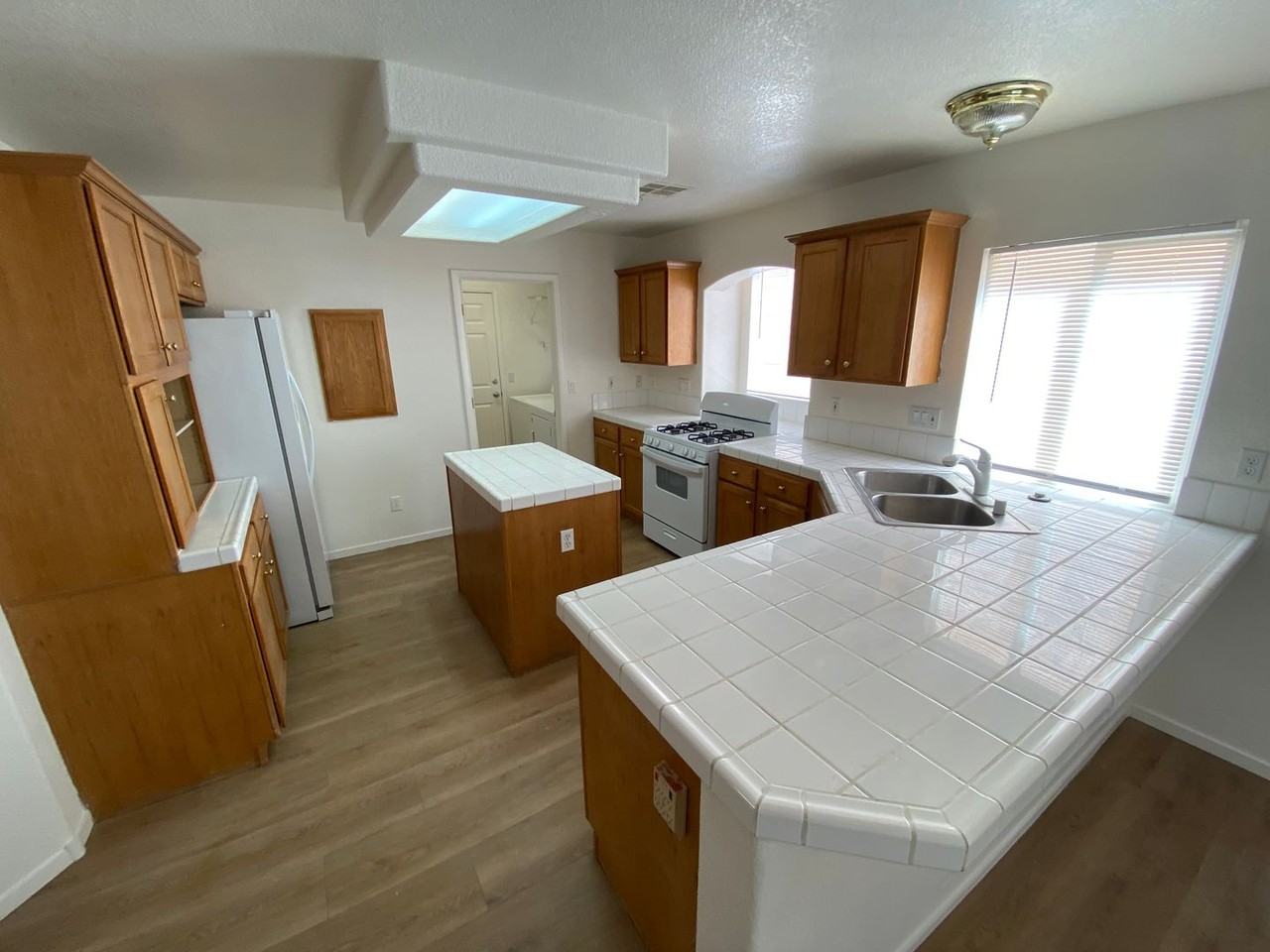 7659 Distant Mirage Ct - Photo 6 of 17