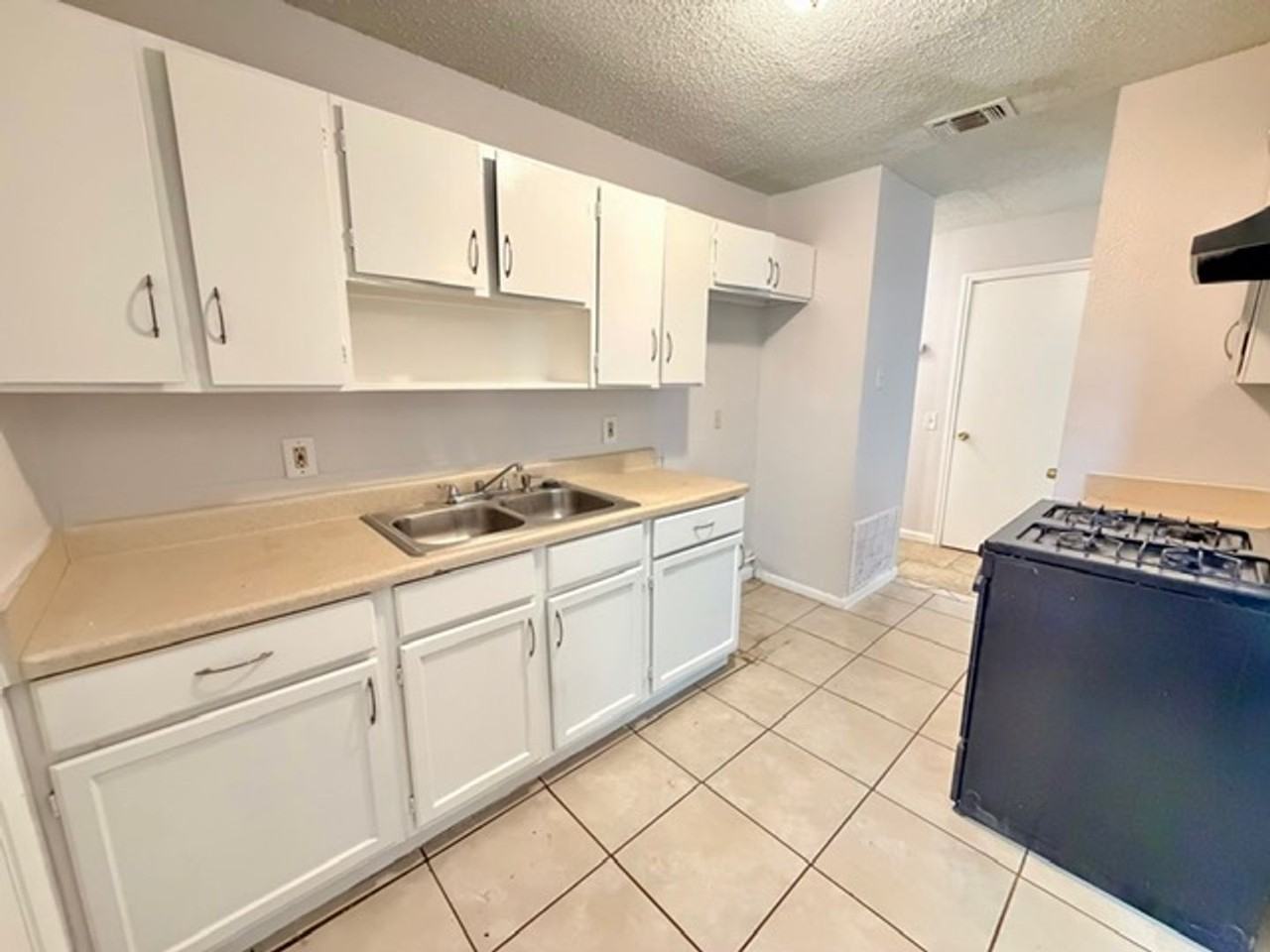 5523 Indian Desert St - Photo 6 of 13